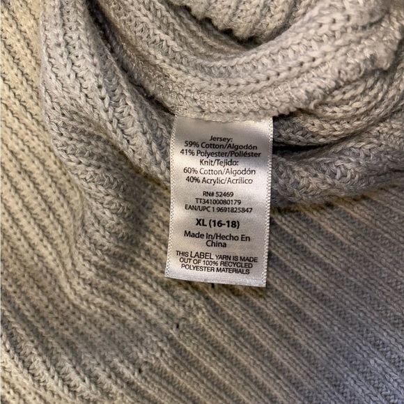 Hooded Sweater/Sweatshirt Gray Super Comfy Size XL  By Time and Tru EUC - Picture 8 of 8